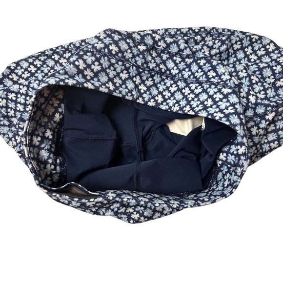 Lands' End Women's Floral Skort Blue Size M Built-in Shorts Casual Golf - Picture 7 of 10